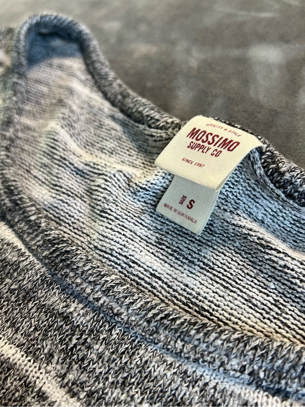 Mossimo Supply Co. Women’s Gray Marled Crewneck Sweater